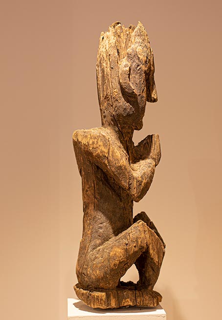 Antiquités Asiatiques | Statue Basses montagnes - Népal | profil gauche  