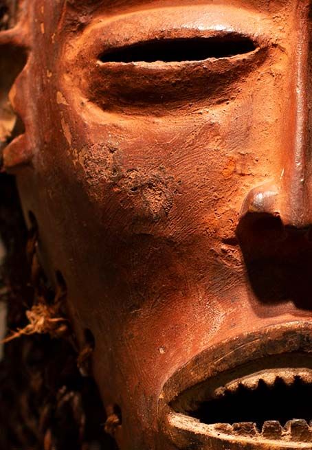 Antiquités africaines | Masque SONGO République démocratique du Congo | Patine  