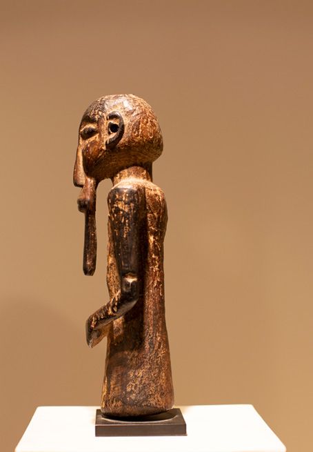 Antiquités africaines |  Statue Bazikasingo pre Bembe - République démocratique du Congo | Trois quart  