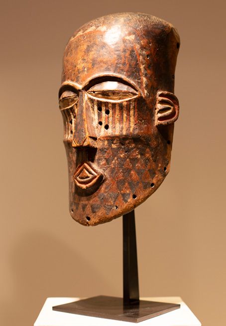 Antiquités africaines | Masque KUBA République démocratique du Congo | Profil gauche  