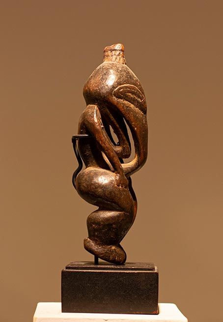 Antiquités Océaniennes | Statue Sepik - Papouasie-Nouvelle-Guinée | profil gauche