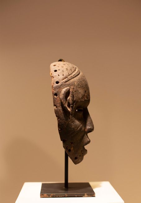 Antiquités africaines | Masque Idoma | Nigeria | Profil droite  