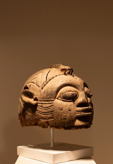 Antiquités africaines | Masque Yoruba | Nigeria | Benin | Togo | Profil gauche  